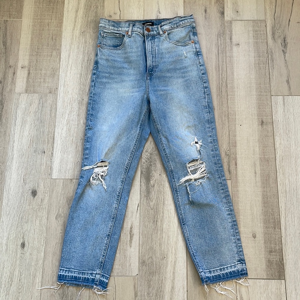 Express mom jean 8 regular